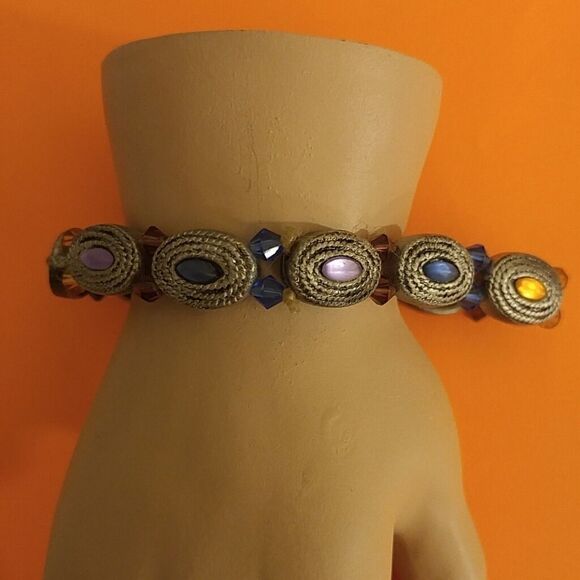LADIES MULTI COLOR STRETCH BRACELET - Picture 2 of 4